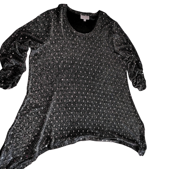 Elegant Black With Silver Sparkle & Sequin Top Size 26/28 VIP Knits By Avenue - Picture 8 of 14